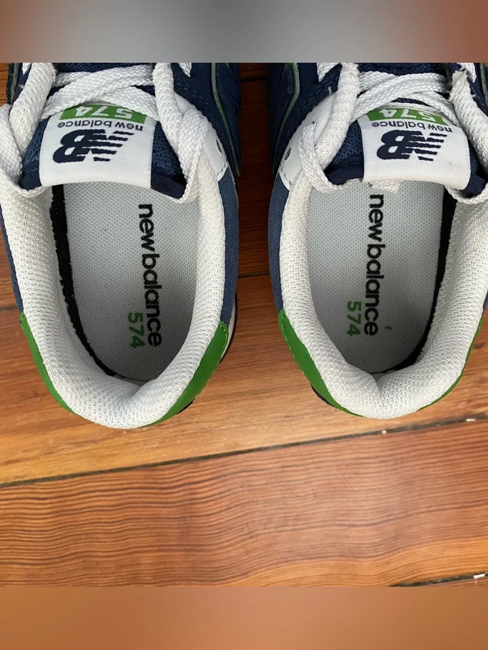 New Balance Kids 574 V1 Lace-Up Sneakers (NWOT)